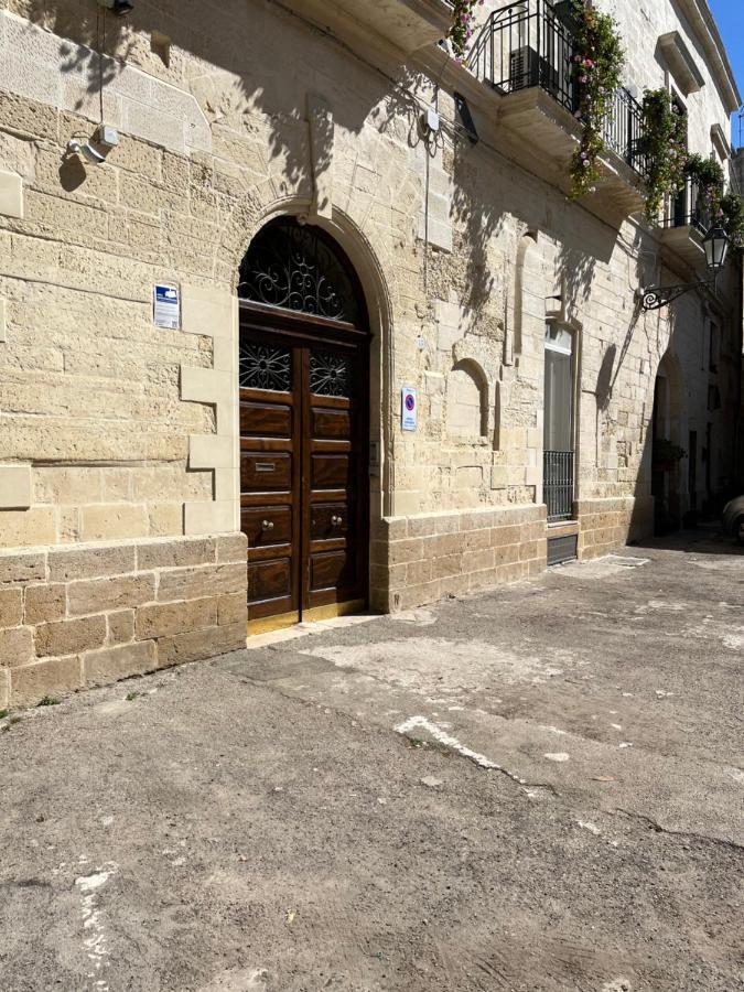 Casa Vacanze B&B Regina Maria Lecce Buitenkant foto