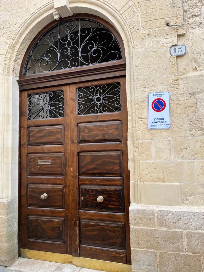 Casa Vacanze B&B Regina Maria Lecce Buitenkant foto