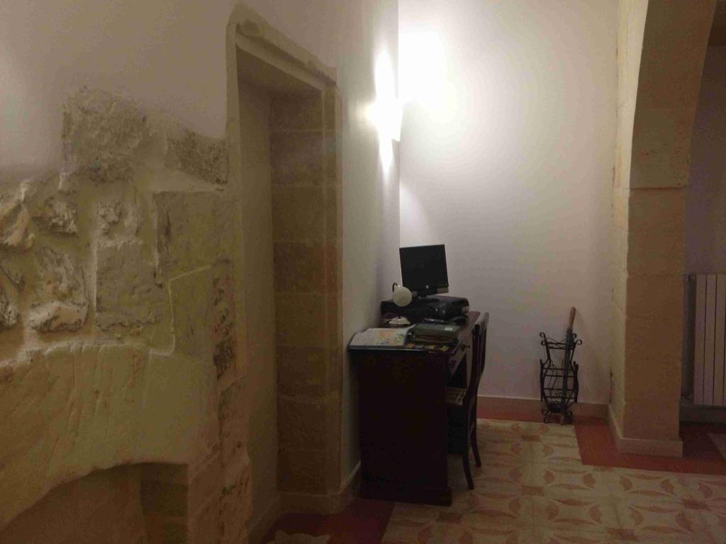 Casa Vacanze B&B Regina Maria Lecce Buitenkant foto